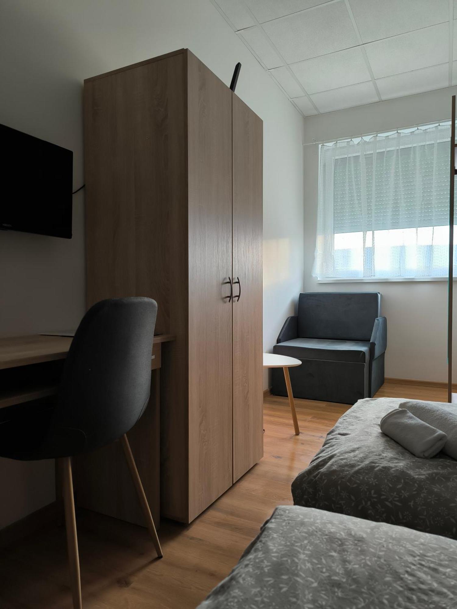 Szilas Park Motel Nagytarcsa Bagian luar foto