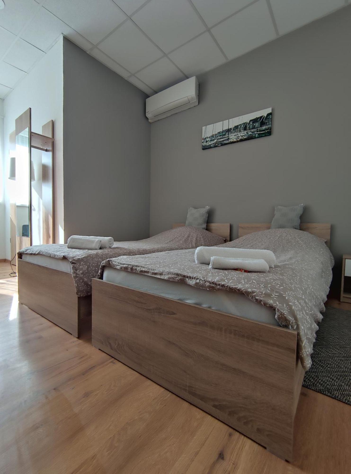 Szilas Park Motel Nagytarcsa Bagian luar foto